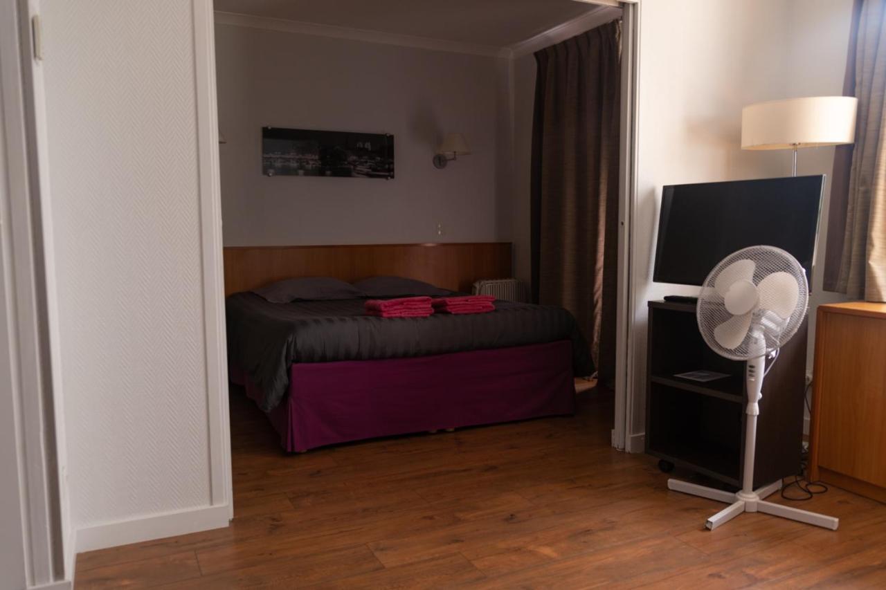 Confortable Apartment Near Porte De Versailles Issy-les-Moulineaux Buitenkant foto